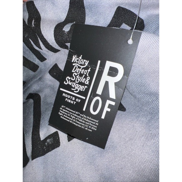 NEW Roots of Fight Muhammad Ali Crewneck Men's Sweatshirt Size Medium - Picture 3 of 7